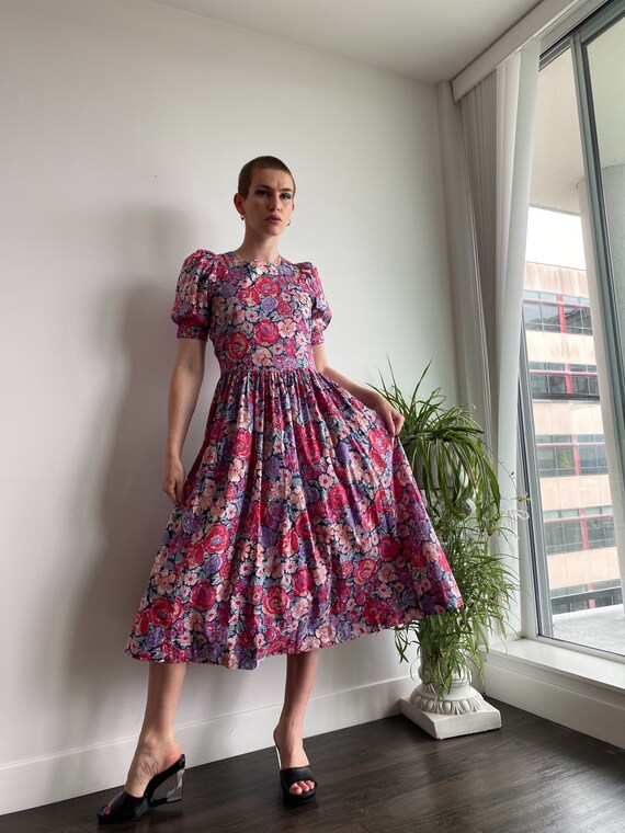 RumourHasItVintage Laura Ashley Cotton Floral Puff Sleeve Dress / Medium