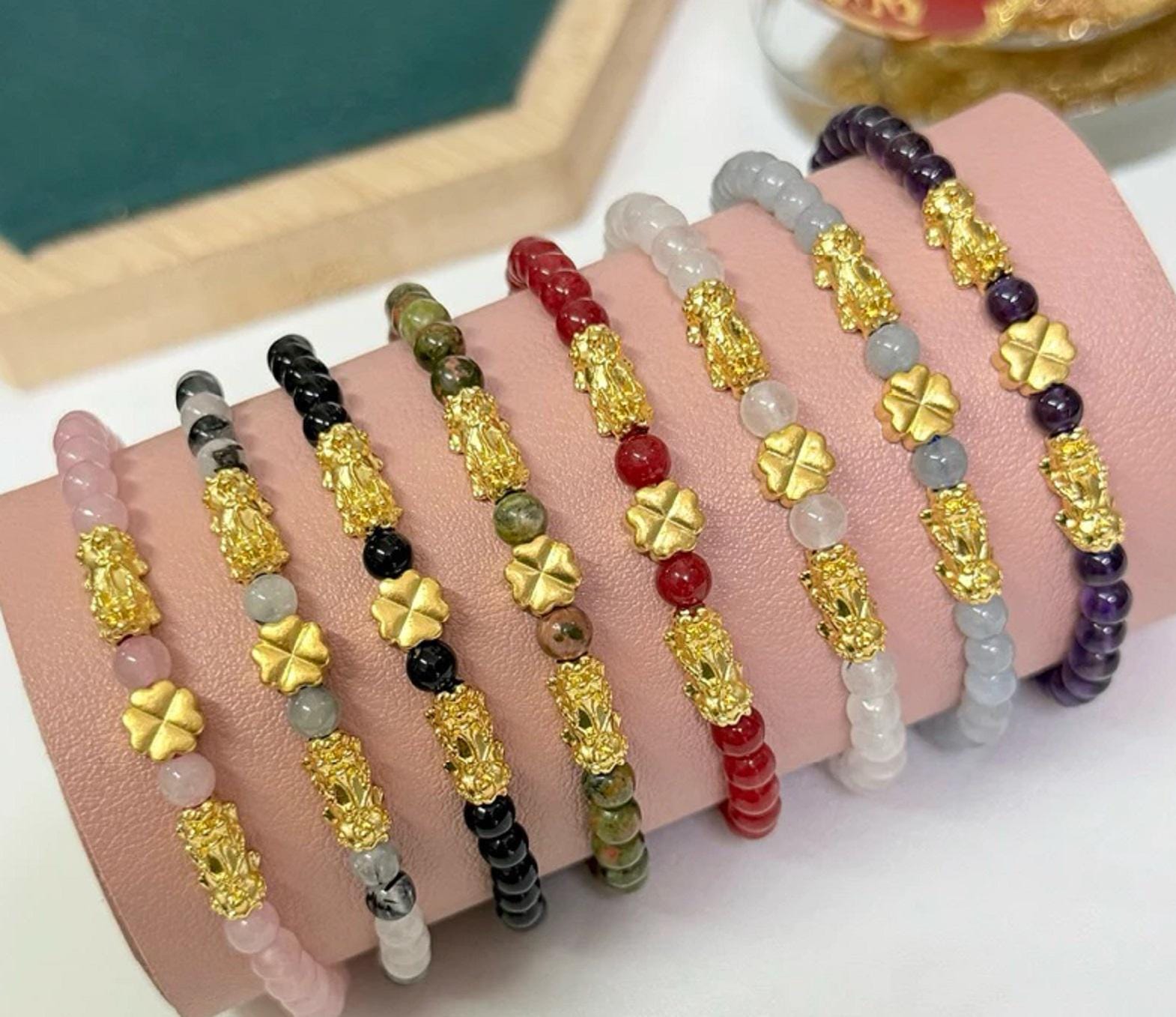24K赤い紐の貔貅チャームブレスレット