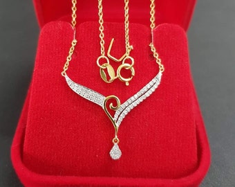 Diamond Necklace V Shape Drop Ladies Gold   Necklace Diamond Natural