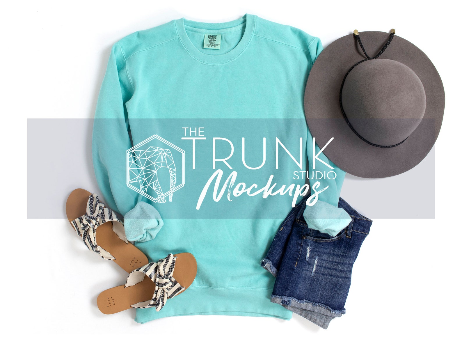 chalky mint comfort colors sweatshirt