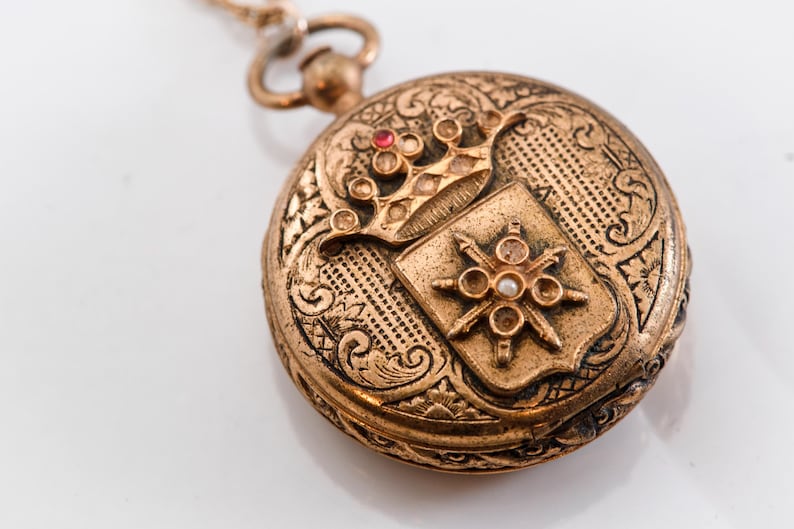 Antique Gold Plated Locket Necklace, Victorian Revival Starburst Pendant, Edwardian Keepsake image 4