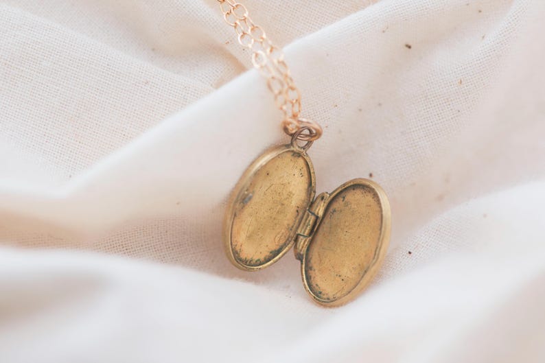 Cloth Locket Antique Tiny Oval Locket Necklace Gold Filled – Vintage Keepsake ...