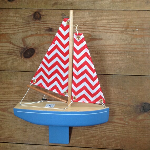 toy sailing yachts