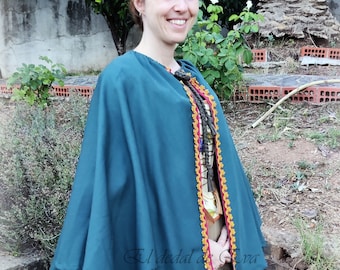 Capa medieval. Capa corta. Capelet