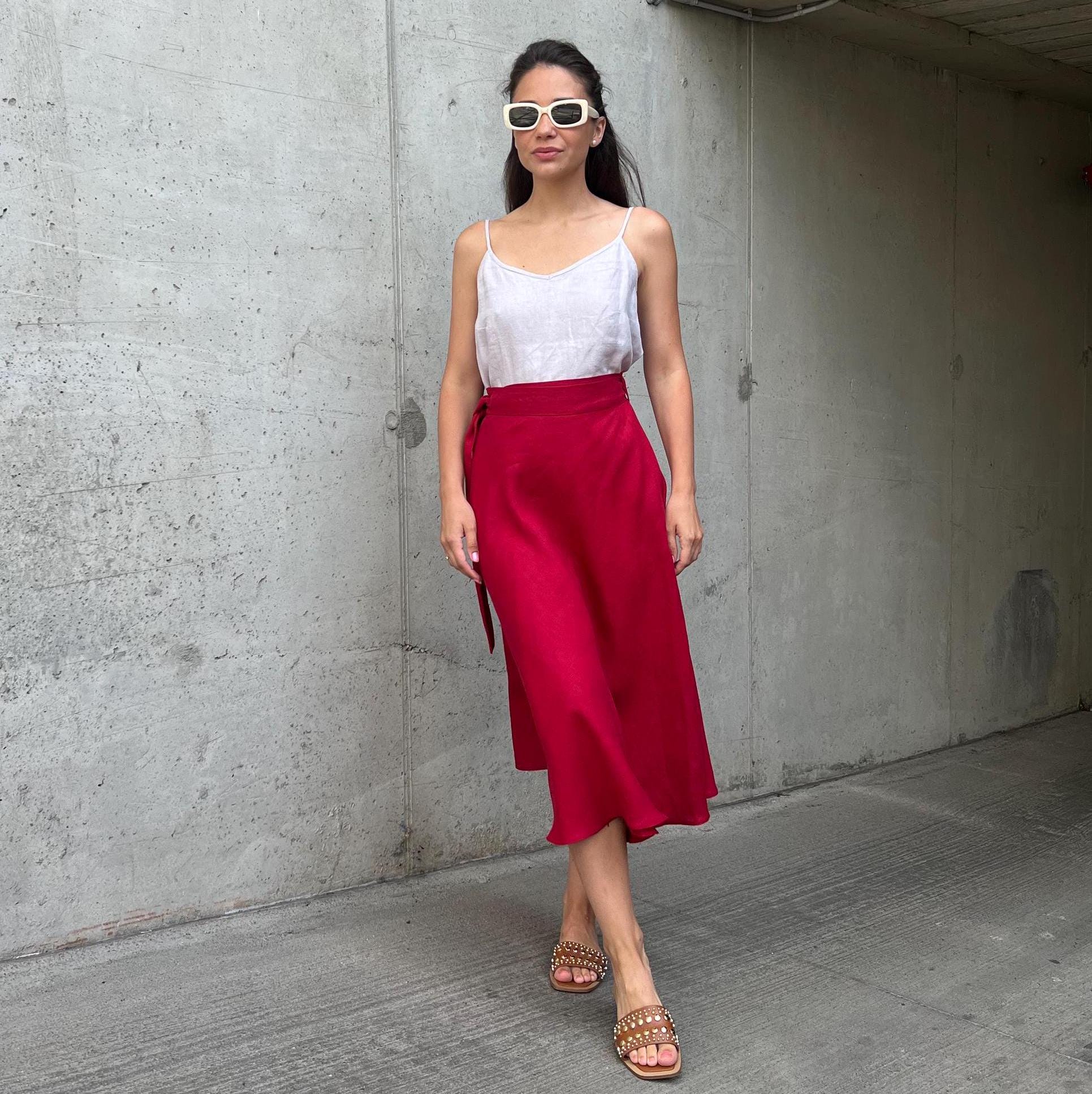 Jupes rouge pour femme - Tous les articles chez