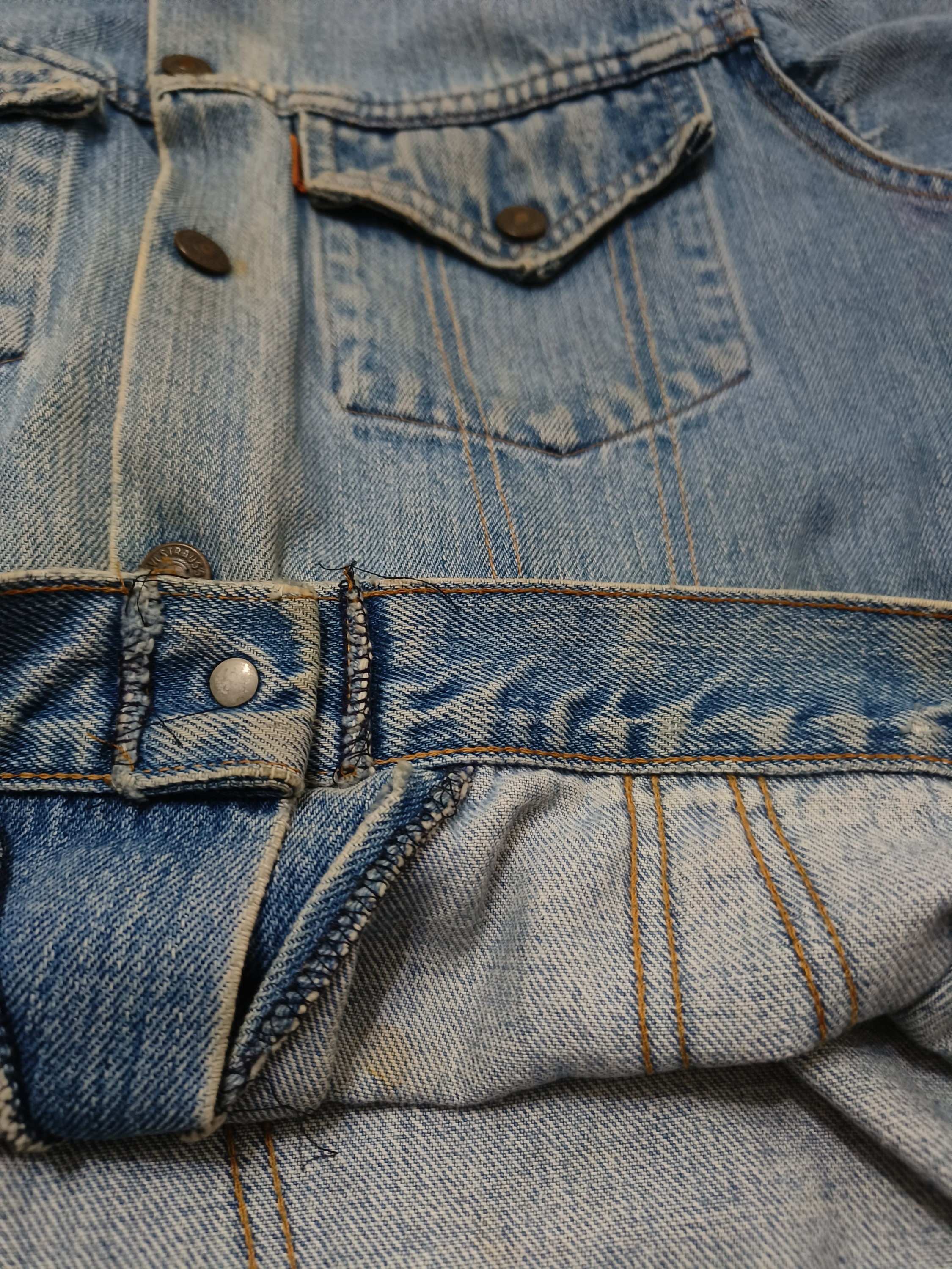 Vintage 70s Levi's 70705 0317 Orange Tab 512 Button Made in