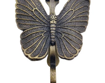 Aldaba de puerta con forma de mariposa / Aldaba de puerta de hierro fundido macizo con acabado antiguo y placa de cierre.