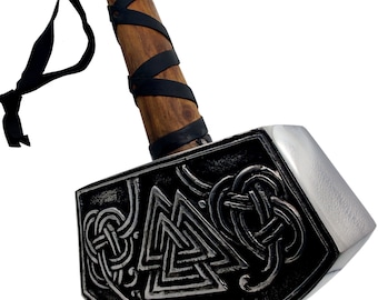 Handgemaakte Odin gegraveerde Thor-hamer: Mjolnir-replica op volledige grootte