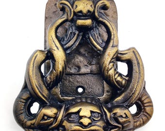 Aldaba de hierro fundido artesanal de estilo victoriano Art Déco, herrajes decorativos de estilo vintage para la decoración del hogar. Regalo ideal.