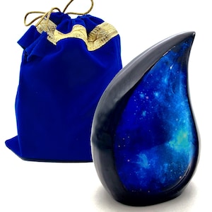 Galaxy Teardrop Urns for Human Ashes, Funeral Cremation Urn with Velvet Bag, Keepsake Urn for Adults, for Your Loved Ones Blue Star Sky 6&#39;&#39;