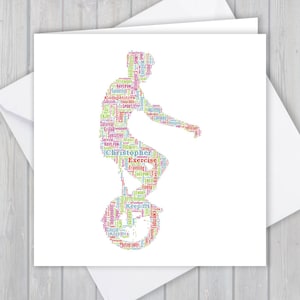 Gepersonaliseerde Unicycling wenskaart. Voeg uw eigen woorden toe om een uniek aandenken te creëren voor uw zoon, dochter, kleindochter of kleinzoon