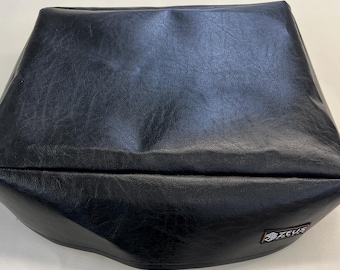 Funda para tocadiscos. Vinilo negro. Personalizable.