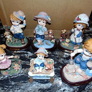 Montefiori Figurine - Etsy