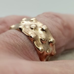 Bronze Bandring, minimalistischer Statement Ring, Ring mit Muster
