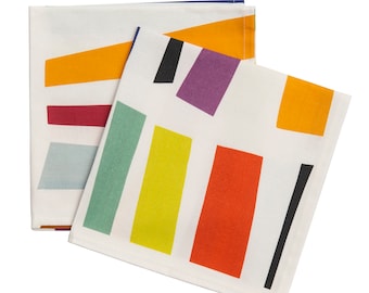 Colourful cotton napkins with modern print,
