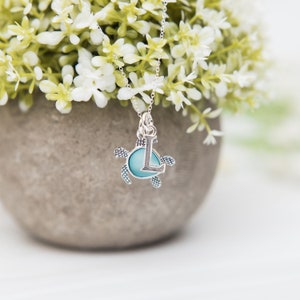 Sea turtle necklace, personalised gift, initial jewellery, beach ocean sea creature image 4