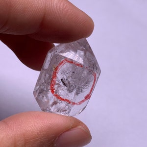 Esemplare di quarzo cristallino al quarzo enhydro con bolla d&#39;acqua mobile naturale da 11,5 grammi