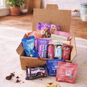 NOVITÀ: Scatola di dolcetti vegani al cioccolato / Scatola di snack a base vegetale, idea regalo per gli amanti del cioccolato