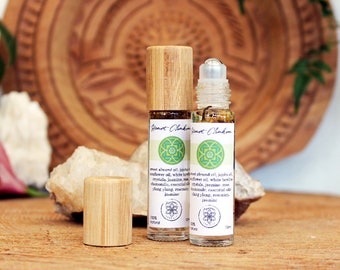 Aceite para el chakra del corazón: Roll-on con infusión de cristal de cuarzo rosa / Tamaño de bolsillo
