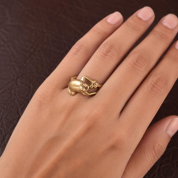 18k Gold Frog Ring, Gold Frog Ring, Minimalist Ring, Animal Ring,  Gold Brass Ring, Frog Jewelry, Dainty Ring, Graduation Gift,     BD-2luuk
