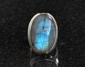 Labradorite Silver Ring-Silver Gemstone-Gemstone Ring-Labradorite Ring-Gemstone Ring-Sterling Silver Ring-Stackble Ring-Handmade Ring