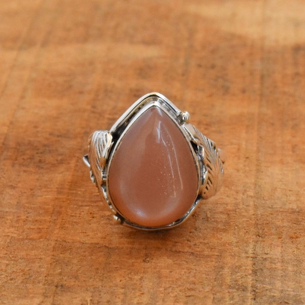 Peach Moonstone Ring, 925 Sterling Silver Ring, Moonstone Ring, Anniversary Ring, Boho Ring, Statement Ring, Handmade Ring, Dainty Ring