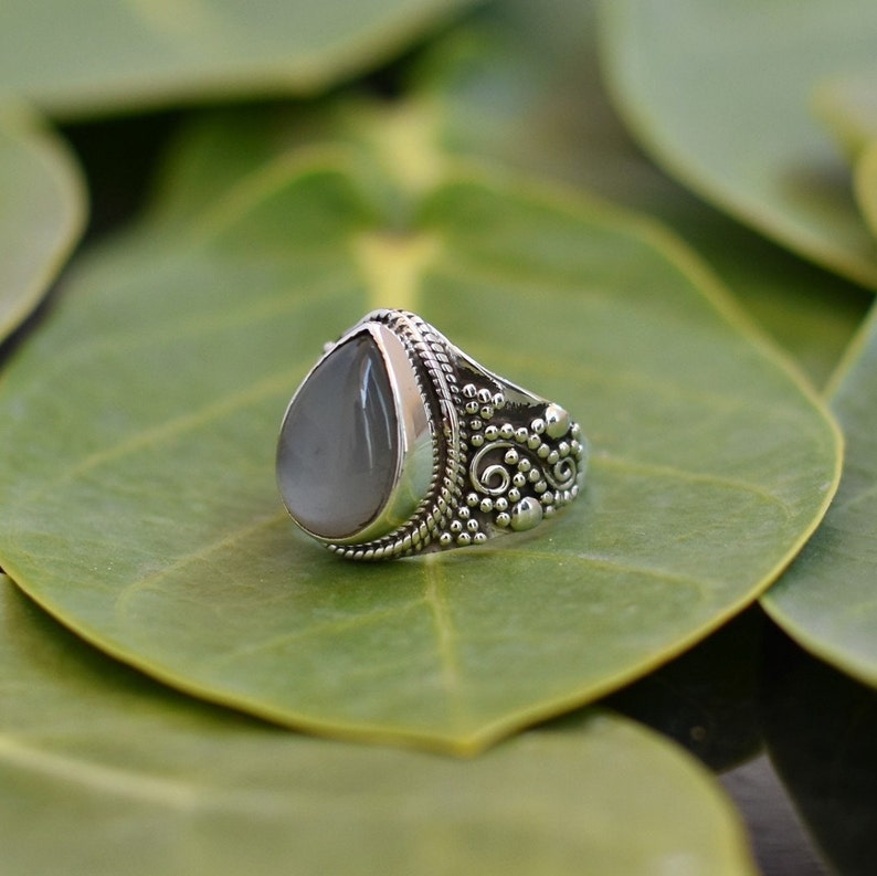 Grey Moonstone Statement Ring, Teardrop Gold Boho Ring, Vintage ...