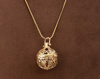 Angel caller SHANTI made of brass, with necklace, maternity necklace Christmas Gift