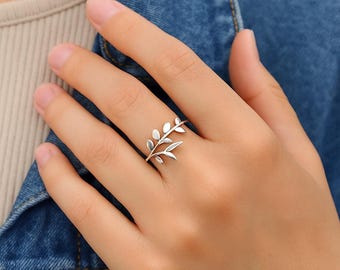 Minimalist Leaf Branch Ring, Nature Inspired Adjustable Ring, Silver Olive Leaf Ring, Botanical Vine Ring, Dainty Boho Jewelry, Gift for Mom