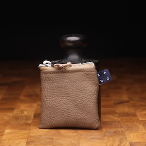 Tasche aus hochwertigem Kunstleder mit Reißverschluss (ohne Boden)