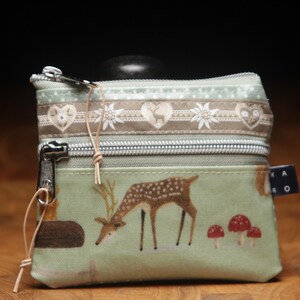 Kleine Tasche aus Wachstuch mit hochwertigem Reißverschluss (mit Boden)