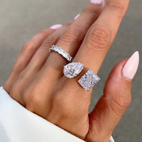 Bague Toi et moi Double Stone Engagement Ring 2 Stone Wedding Ring Radiant cut ring Pear ring 2 stone mothers ring Ice crushed ring