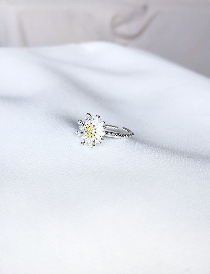 Daisy ring Silver daisy ring Sunflower ring Flower ring Etsy