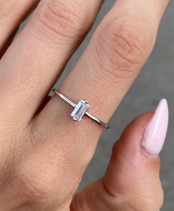 Art Deco Style 2.02 Carat Emerald-Cut Diamond Engagement Ring - GIA H VVS 1