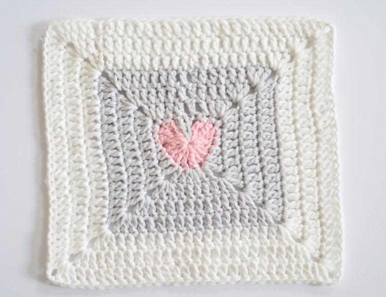 Heart Granny Square Digital PDF Pattern Solid Granny Square Anniversary Gift Baby Blanket Home Decore Crochet Blanket Pattern image 2
