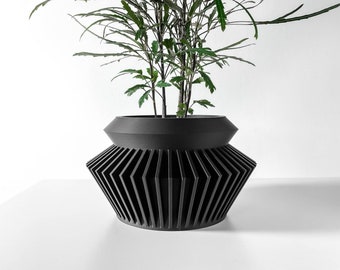 Quano Planter: Modern Indoor Planter, Designer Plant Pot