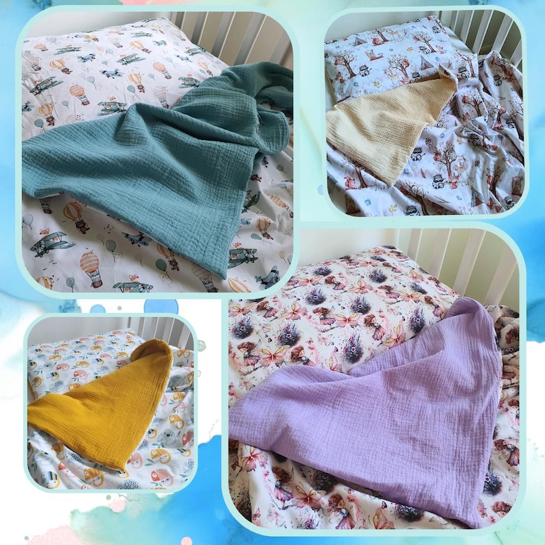 Puede incluir: Un collage de juegos de cama para beb&eacute;s. Cada juego incluye una funda de almohada estampada y una manta a juego. Las mantas son en tonos de verde azulado, amarillo y lavanda. Las fundas de almohada presentan patrones de globos aerost&aacute;ticos, &aacute;rboles y criaturas caprichosas.