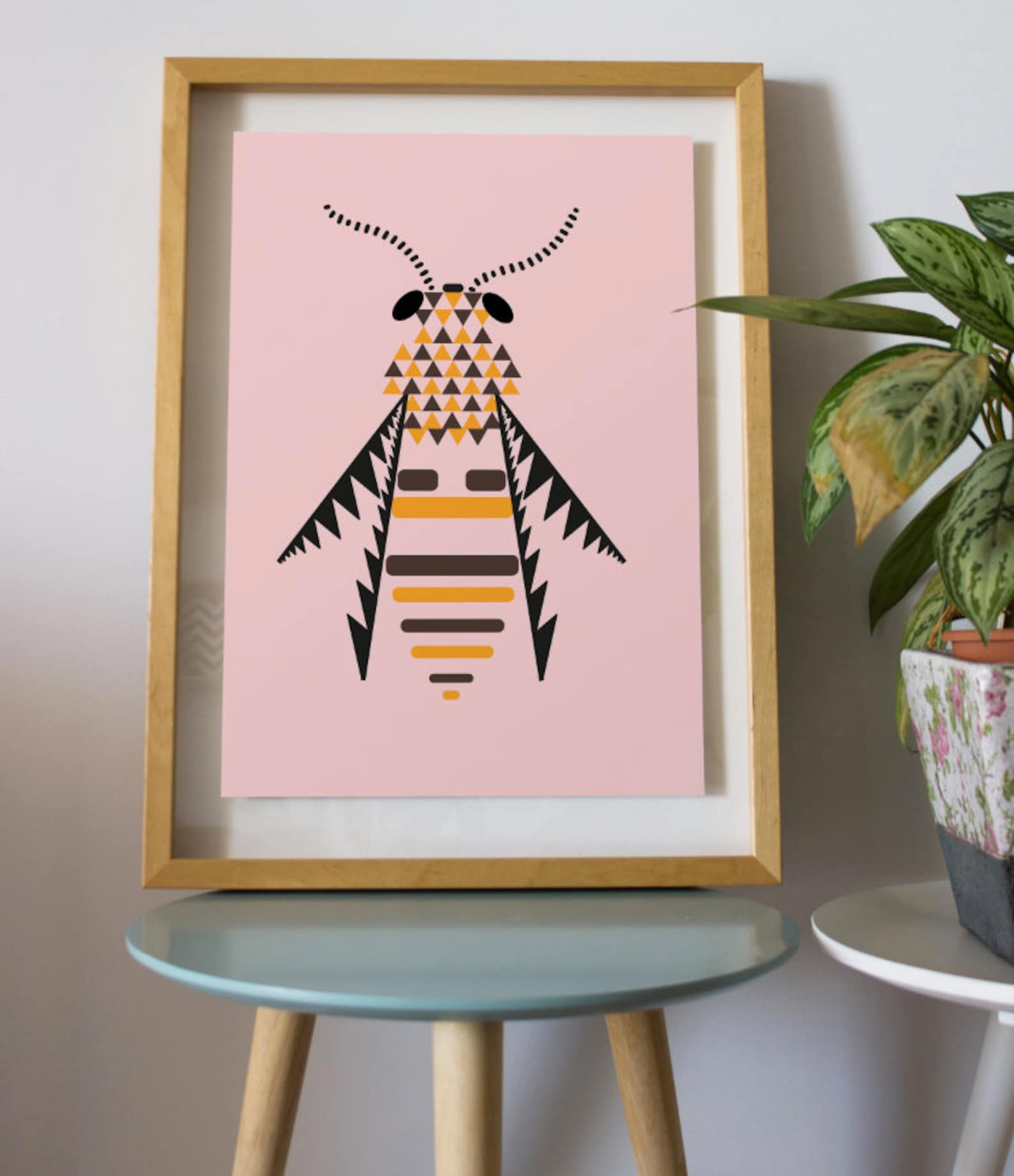 Minimalist Bee Art Print Abstract Bee Art Modern | Etsy