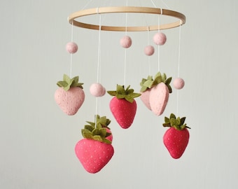 Strawberry baby crib mobile Fruit baby mobile Woodland nursery mobile Garden mobile Baby crib mobile Felt ball mobile Red strawberry decor