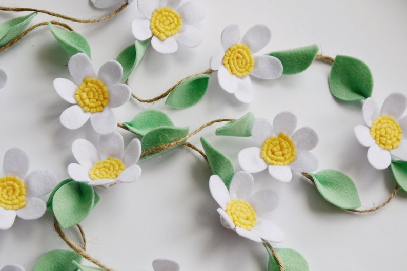 Felt Daisy Flower Garland Flower Nursery Decor Garland Etsy