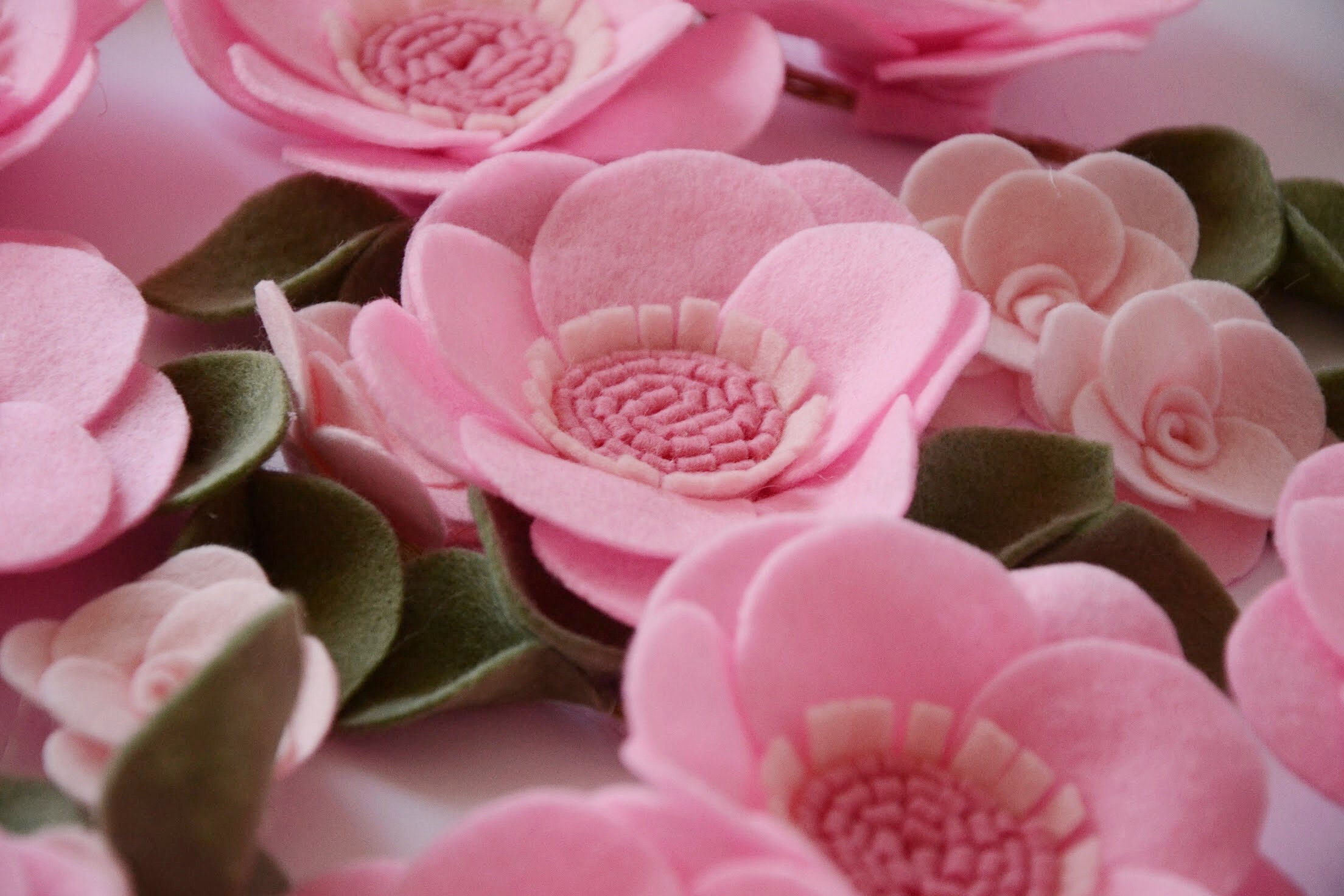 PINK ROSES GARLAND // Felt Flower Garland // Floral Garland // Spring  Garland // Nursery Decor // Baby…