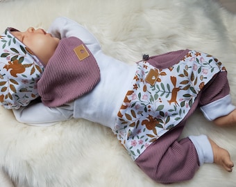 Babyset Pumphose Halstuch und Beaniemütze mit Blumenmuster Tiere Erstlingsset Babygeschenk Ottomanjersey Mädchenkleidung Aubergine rose