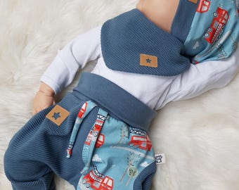 Babyset Pumphose Halstuch und Beaniemütze mit Feuerwehr blau Ottomanjersey Erstlingsset getigerter-loewe Geburtsgeschenk