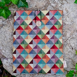 Funda libro acolchada con estampado multicolor geométrico, funda libro de tela de tapiz alegre y colorida, regalo de calidad para el lector.