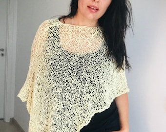 Bolero de punto de algodón color vainilla, pareo playero bohemio