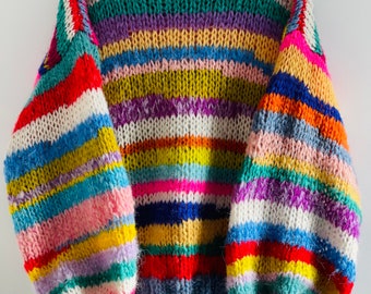 JOY 2 Übergroßer Regenbogen Pullover, Handgestrickter Pullover, Handgestrickter grobstrick Pullover mit Ballonärmeln, mehrfarbiger Pullover, Mohairpullover