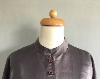 Beautiful oriental style metallic grey silk jacket by Kew. Size S/M.