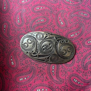 Vintage pewter Celtic geometric oval brooch by St. Justin.