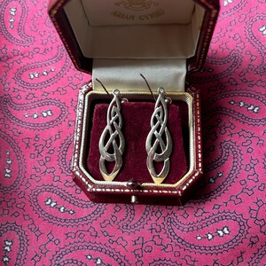 Pair of Vintage 1990s Silver Earrings in a Beautiful Celtic Design