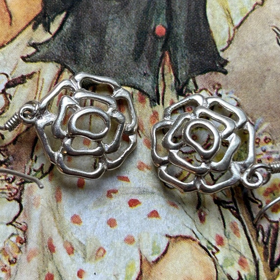 Stunning pair of vintage silver earrings in a pre… - image 4